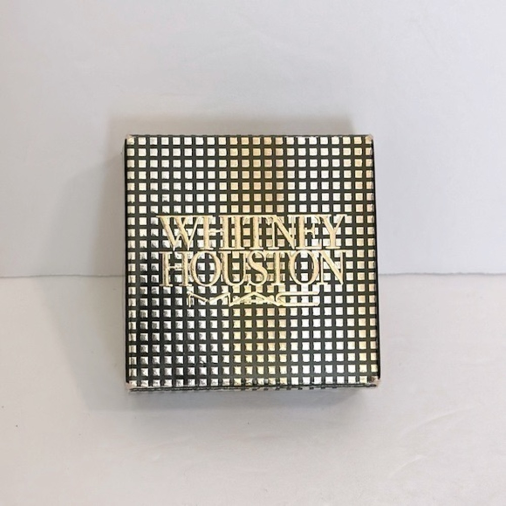 MAC x Whitney Houston Special Edition Powder Blush - Nippy's pink Rose - .21 oz